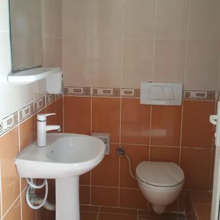 Haciely Thermal בית אירוח