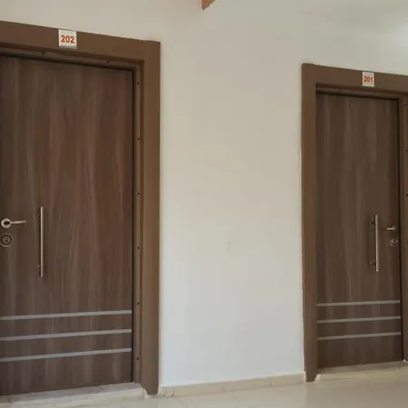 Haciely Thermal ホームステイ *